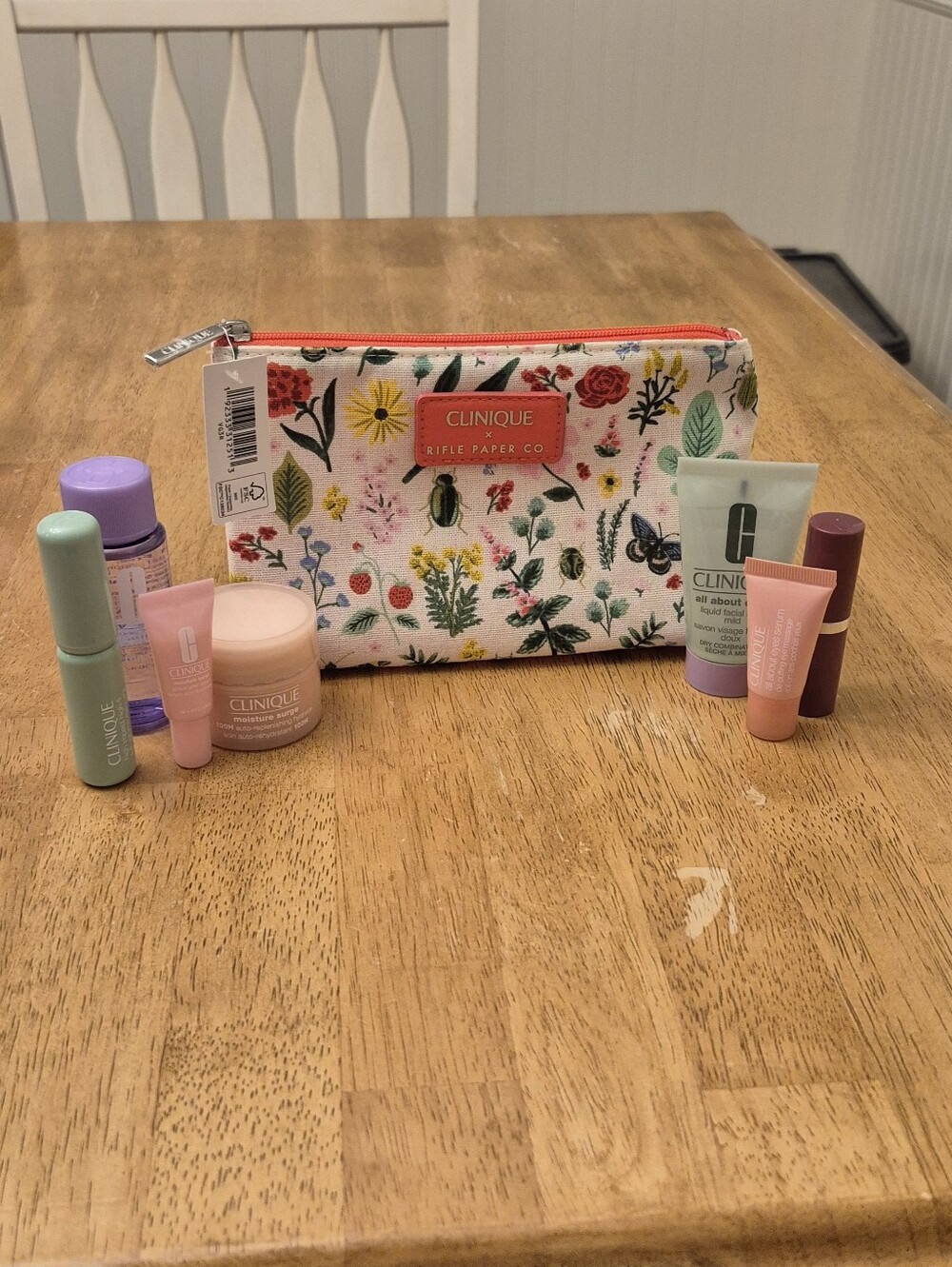 Clinique & Rifle Paper Skincare Set Floral Makeup Pouch Moisture Surge Mascara - Picture 3 of 10